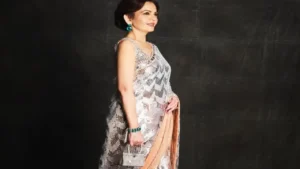 Nita Ambani Diamond Purse (1)
